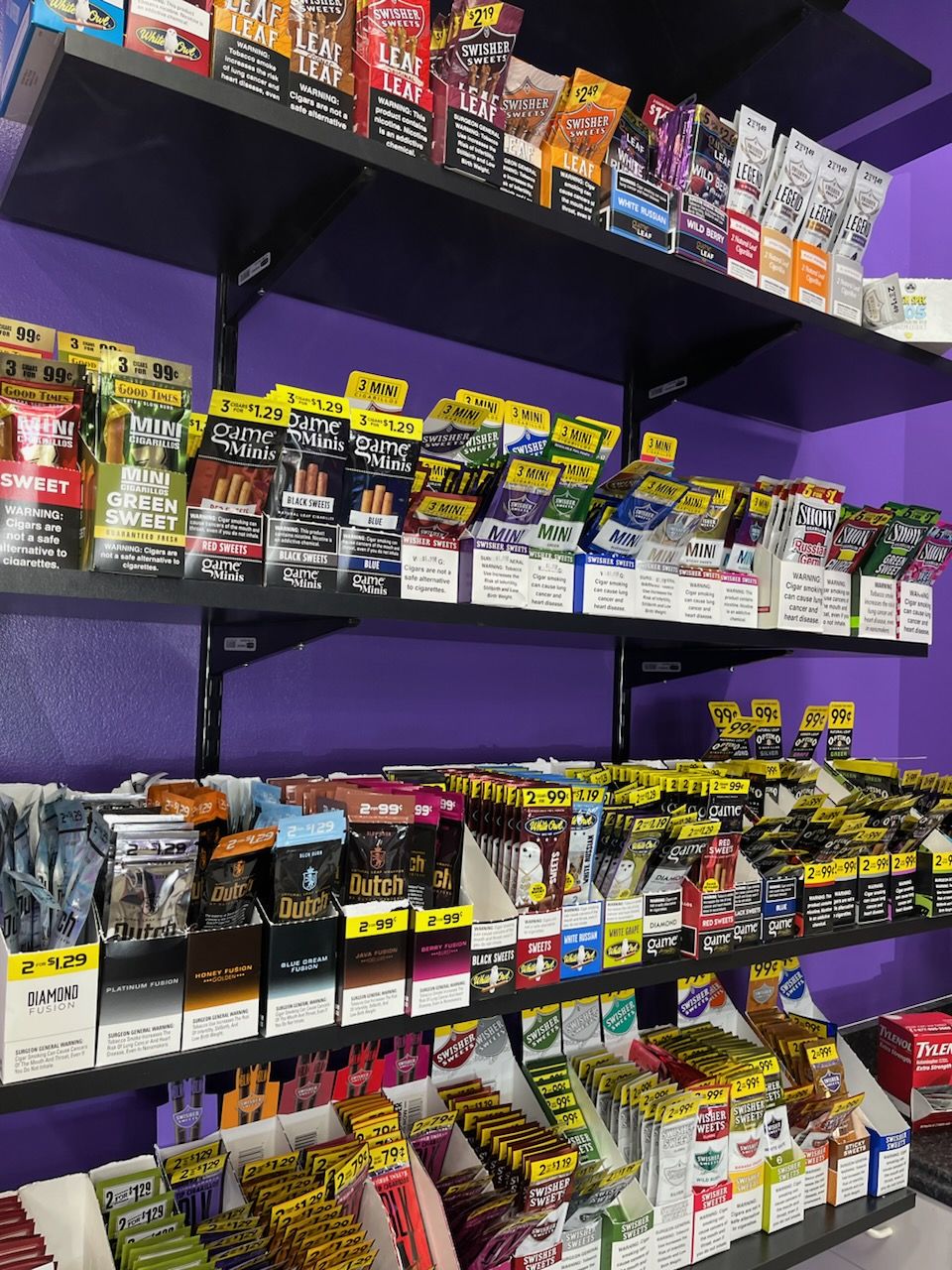 A&F smoke shop gallery photo